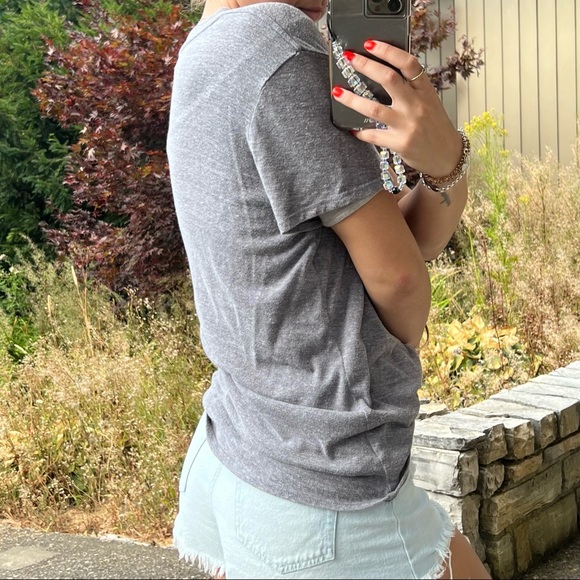 Graphic T-Shirt - Picture 2 of 5